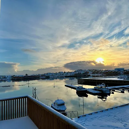 Superior Mountain View Lofoten 발스타드