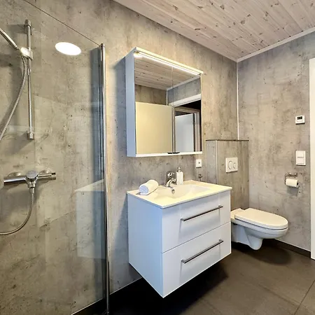 Superior Mountain View Lofoten Apartment Ballstad